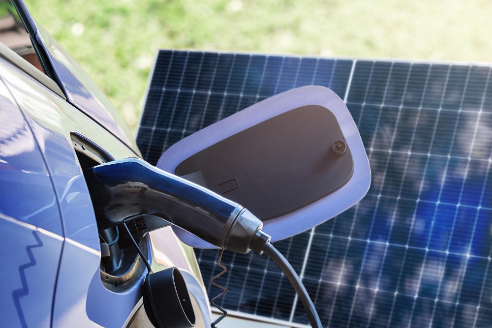 How Solar-Powered EV Charging Stations Are Revolutionizing Transportation